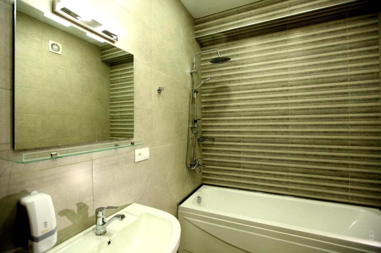 Irakli'S Rooms Tbilisi Exterior photo