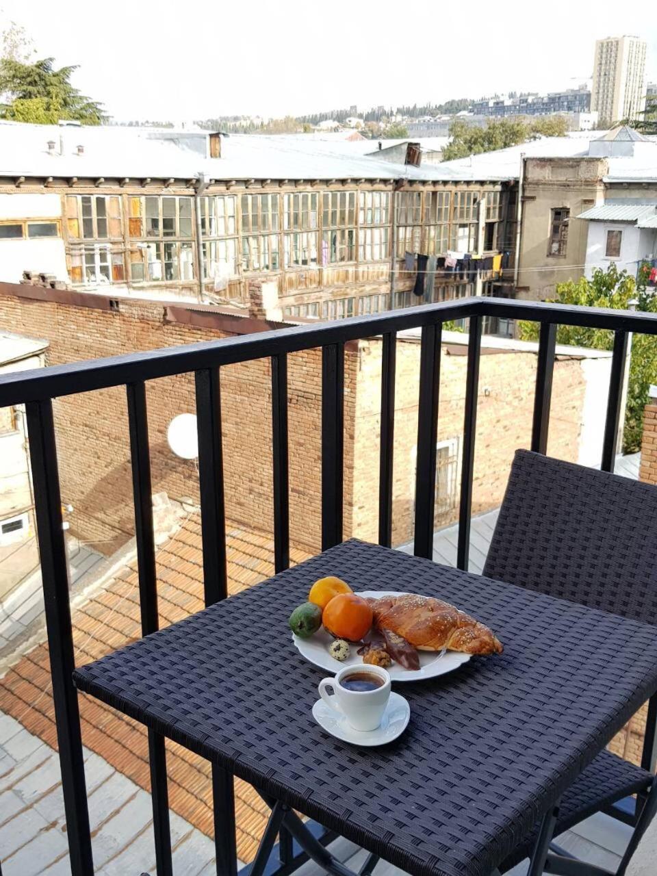 Irakli'S Rooms Tbilisi Exterior photo
